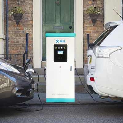 محطات الشحن التلقائي السريع DC EV 300kw للمركبة الكهربائية